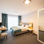 I Pod Snieznikiem 公寓式酒店