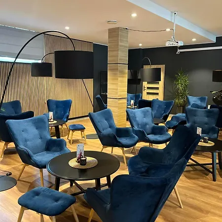 I Pod Snieznikiem アパートホテル 3*